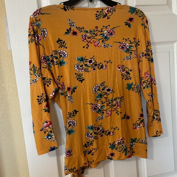 NWT Loveappella top XL - Picture 2 of 6